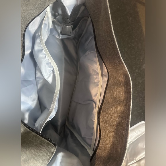 Dog Travel Bag - Picture 4 of 16